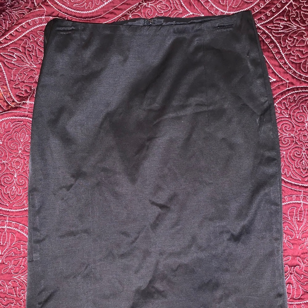 SKIRT